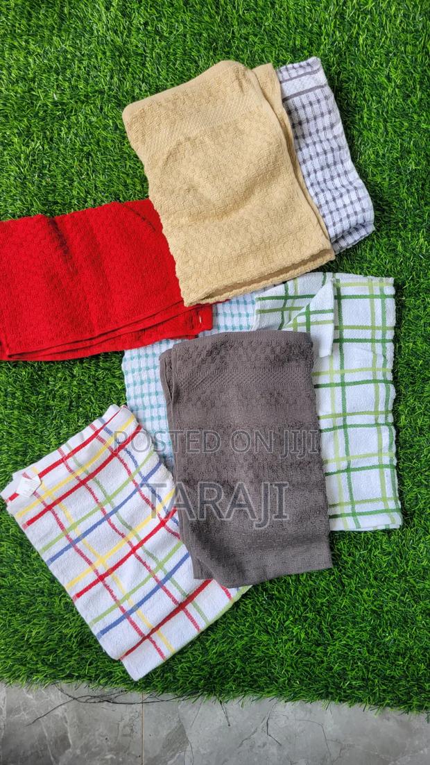 Premium Cotton Kitchen Towels – Super Absorbent Lint-Free Dish Cloths