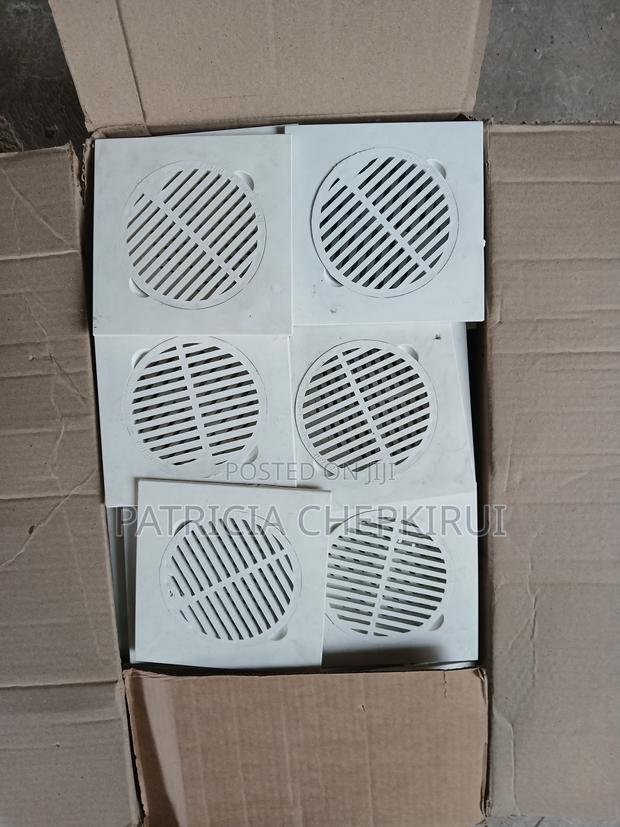 Plumbing Floor Traps
