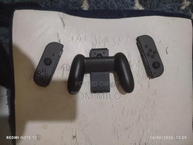 Nintendo Switch Oled - thumbnail 7