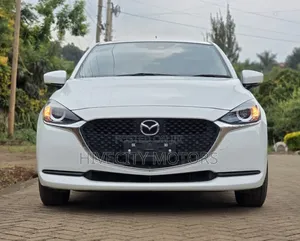 Mazda 2 2020 White