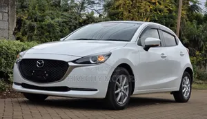 Mazda 2 2020 White