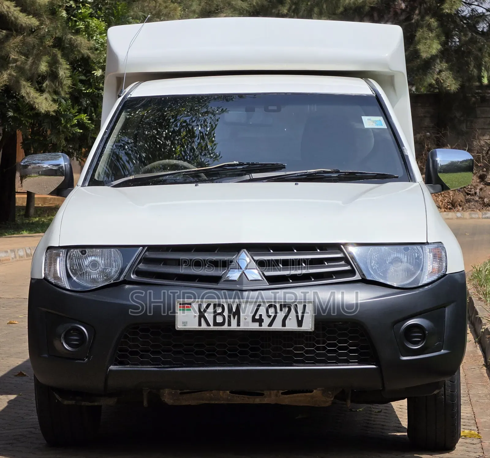 Mitsubishi L200 2009 Ivory