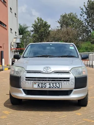 Toyota Probox 2017 Silver