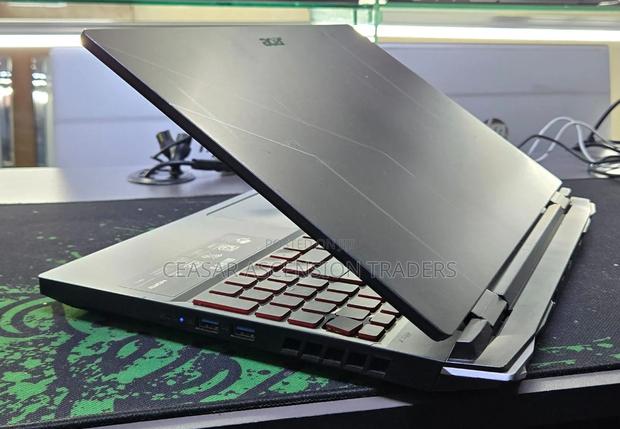 Laptop Acer Nitro 5 16GB Intel Core i7 SSD 512GB - thumbnail 4