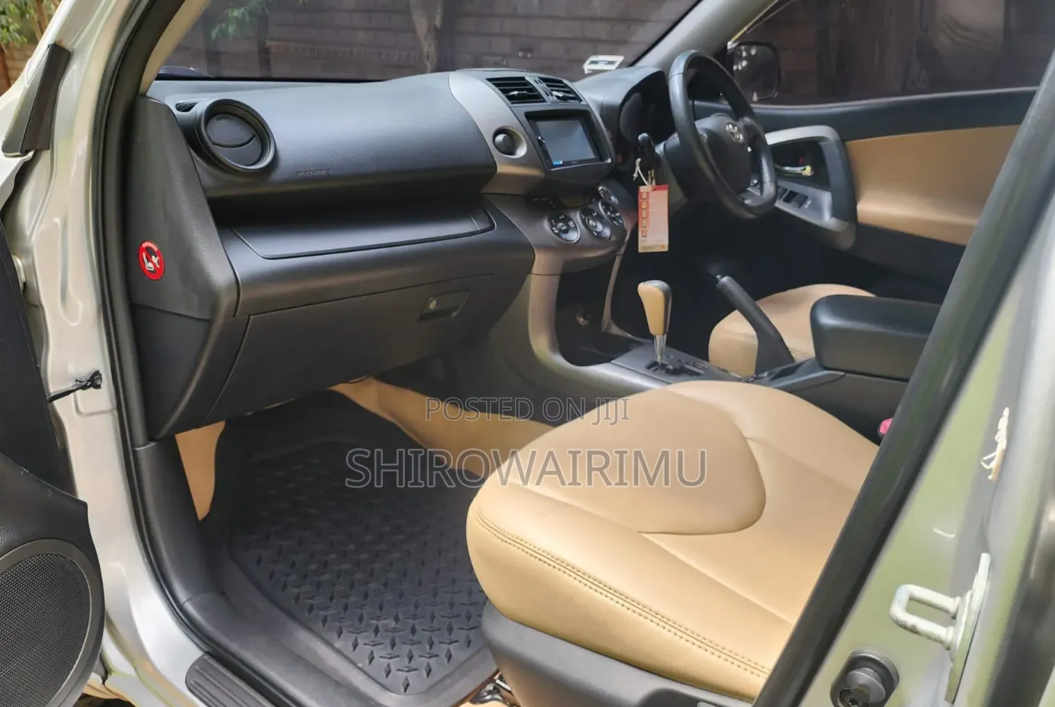 Toyota RAV4 2013 Silver