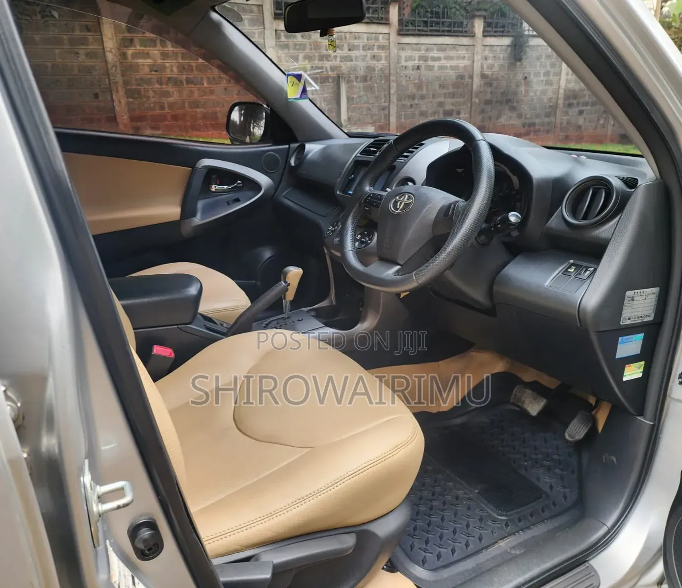 Toyota RAV4 2013 Silver