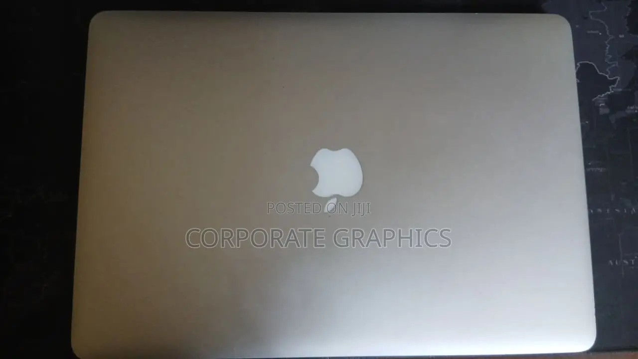 Laptop Apple MacBook Pro 16GB Intel Core i7 SSD 256GB