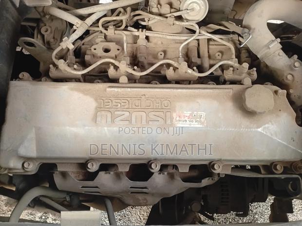 Isuzu NQR 2014 White - thumbnail 4