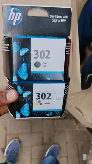 HP 302 Black and Tricolor Ink Cartridges (F6u66a)