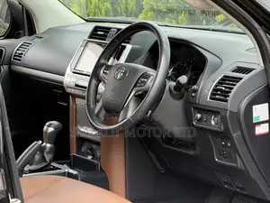 Toyota Land Cruiser Prado 2.7 2021 Black