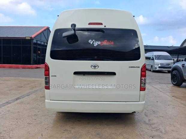 Toyota Grand HiAce 2019 White - thumbnail 8
