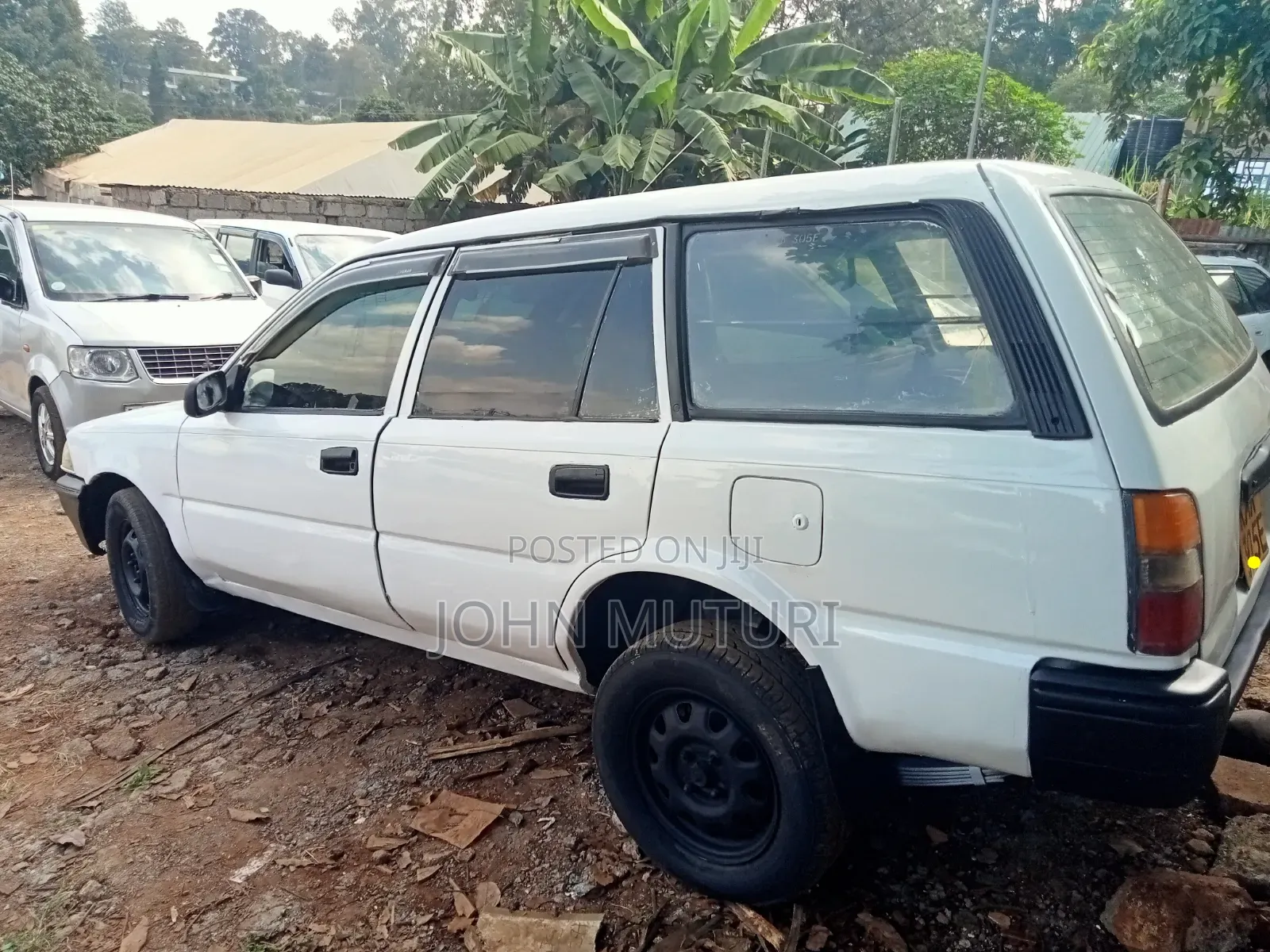 Toyota Corolla 1998 White