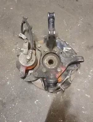 Front Hub Toyota Vanguard