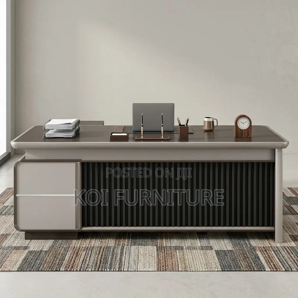Office Desk; 1.8 Meters Executive Classical Office Desk