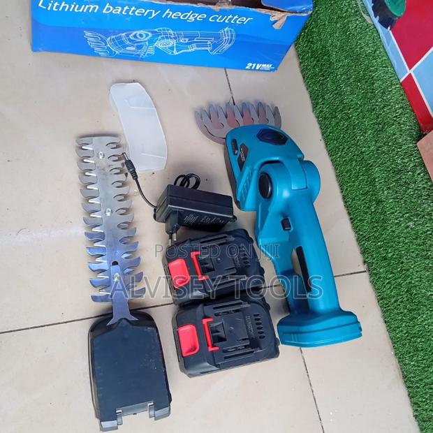 Cordless Hedge Cutter - main view