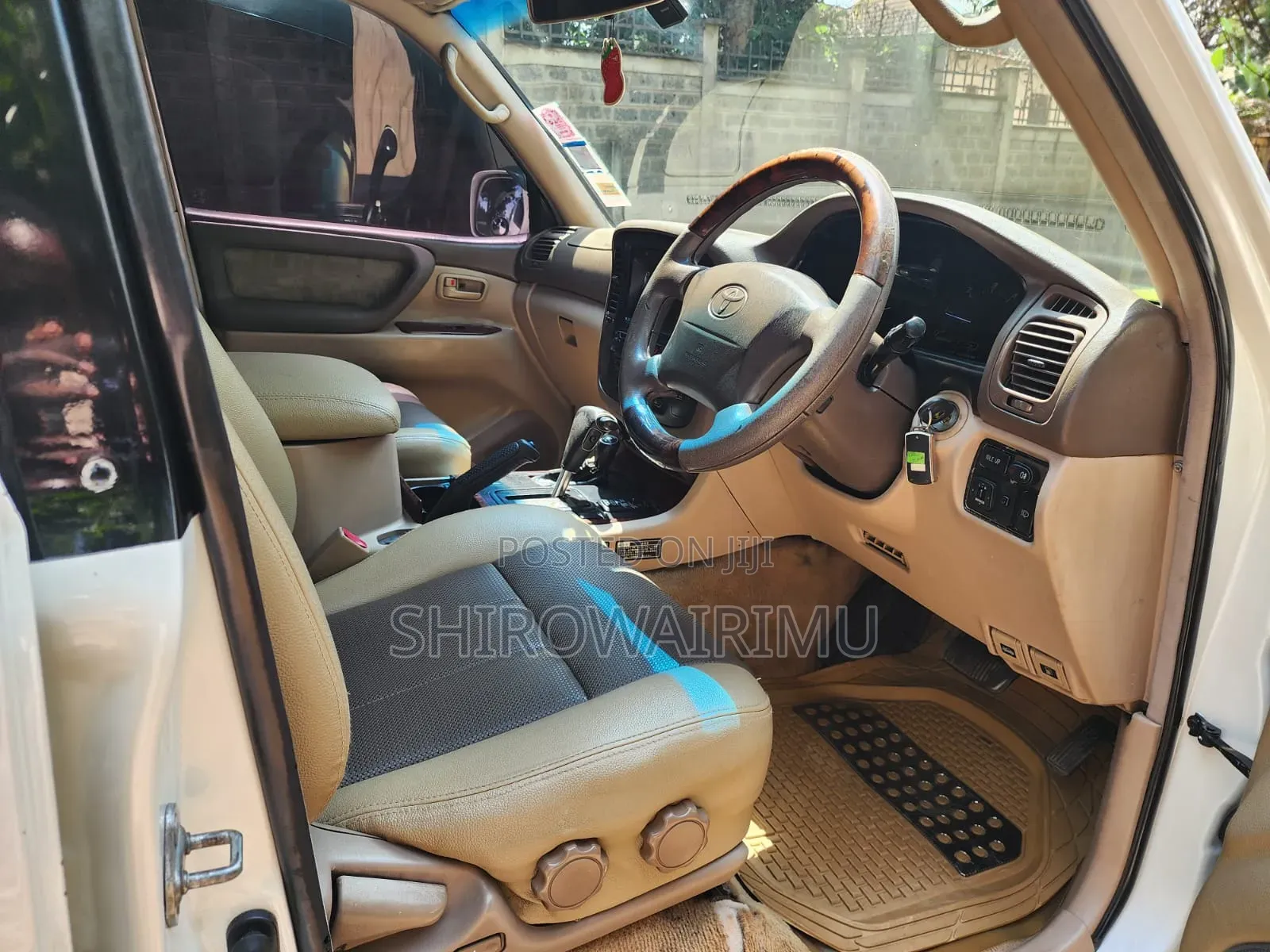 Toyota Land Cruiser 1999 Pearl