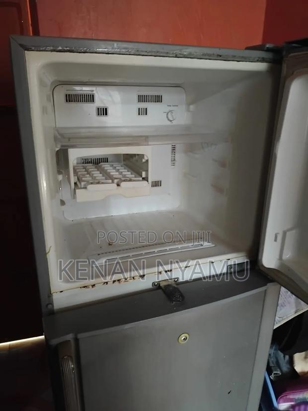 Samsung Fridge - thumbnail 2