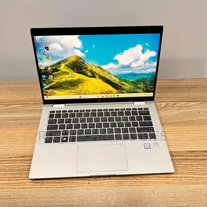 Laptop HP EliteBook 1030 8GB Intel Core i5 SSD 256GB