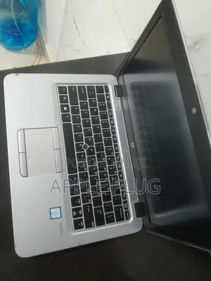 Laptop HP EliteBook 820 G4 8GB Intel Core i5 SSD 256GB