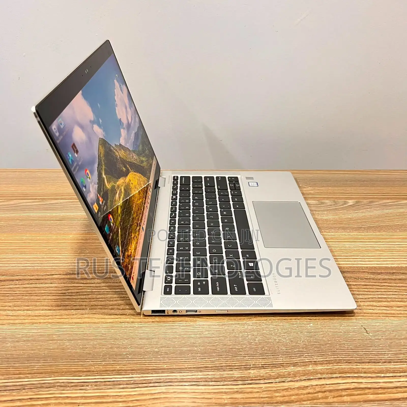 Laptop HP EliteBook 1030 8GB Intel Core i5 SSD 256GB