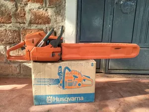 Husqvarna 272xp Chainsaw