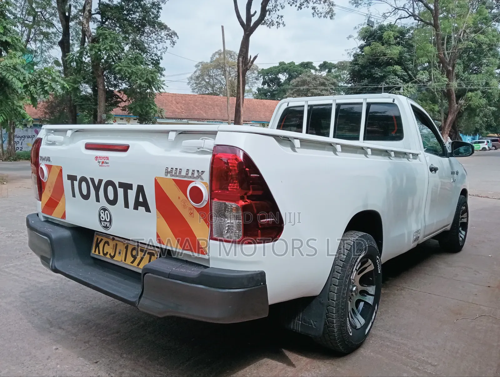 Toyota Hilux 2016 White