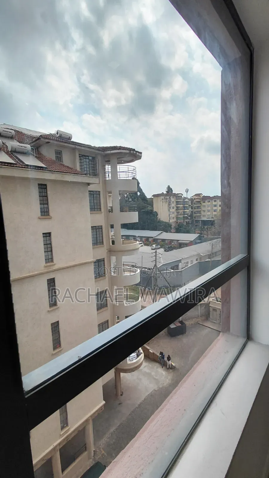 2bdrm Apartment in Leo Reaidency, Valley Arcade for rent