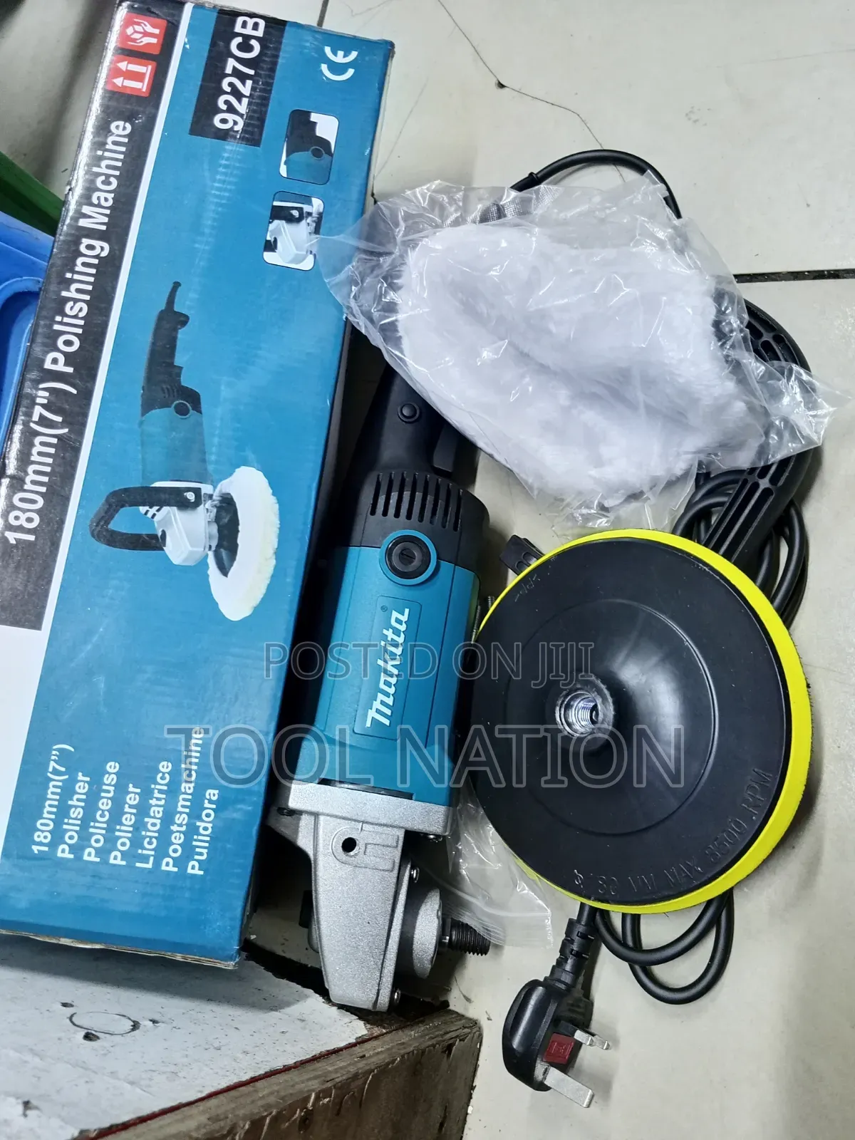 Makita 7 Inch Buffering Machine