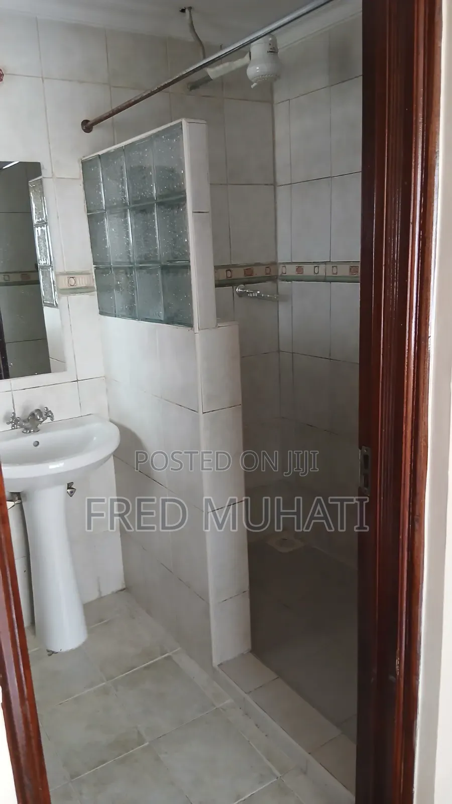 4bdrm Apartment in Iaikipia Road, Kileleshwa for rent