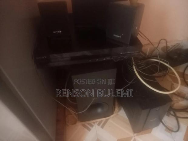 Sony DVD Home Theatre 5
