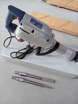 Freevel 1450w Construction Grade Concrete Breaker With SDS Hex Chisels