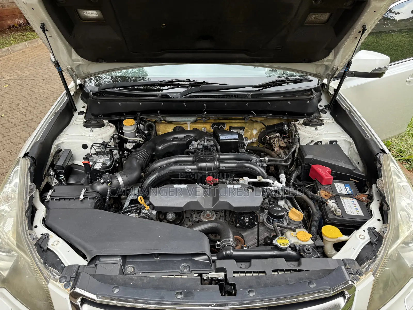 Subaru Legacy 2012 White