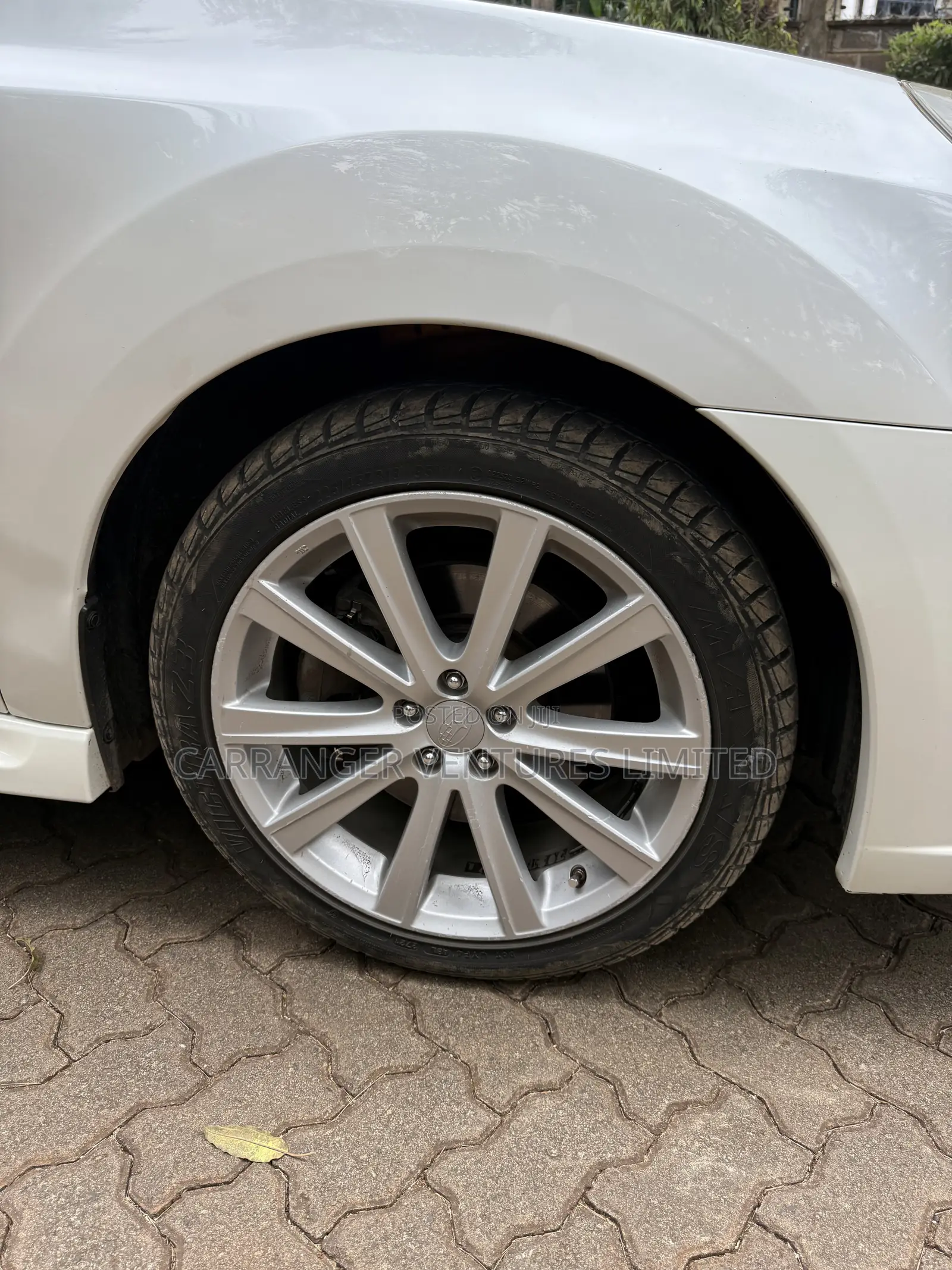 Subaru Legacy 2012 White
