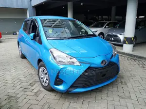 Toyota Vitz 2018 Blue