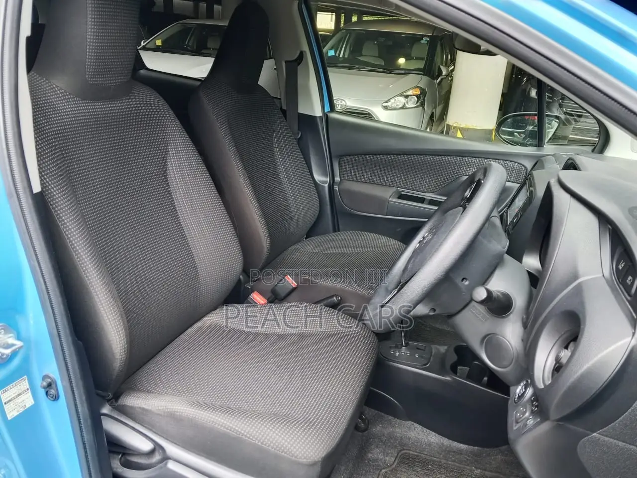 Toyota Vitz 2018 Blue