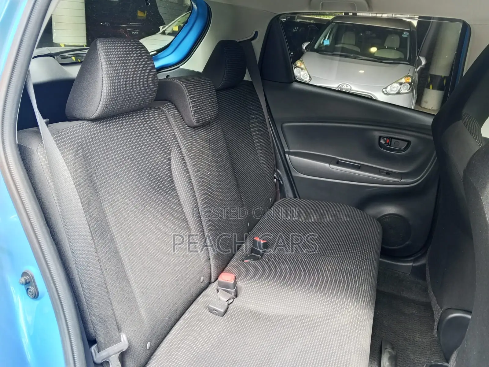 Toyota Vitz 2018 Blue