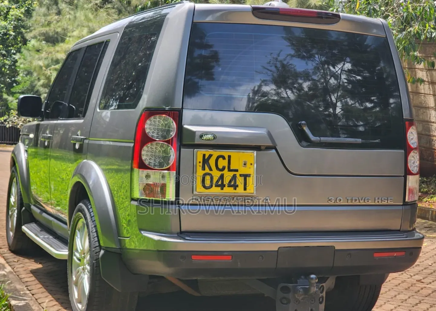 Land Rover Discovery 2010 Beige