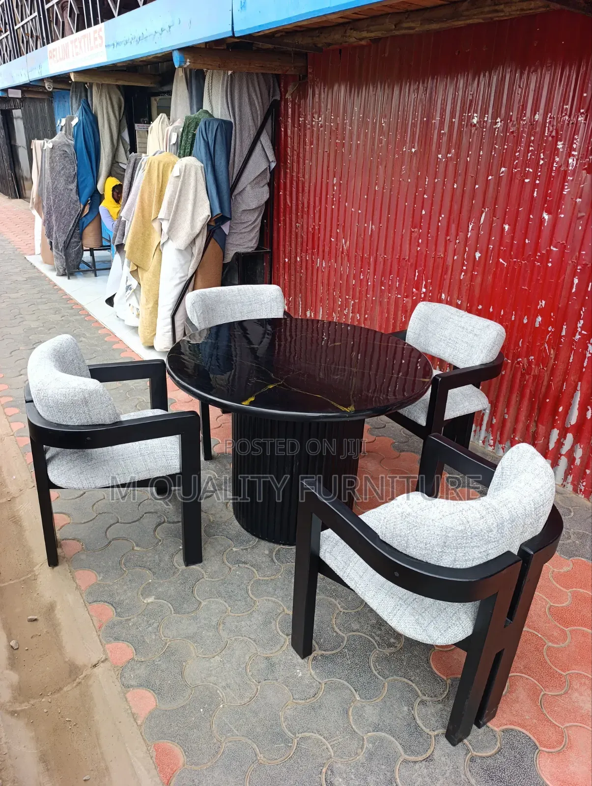 Urban Luxe Dining Set