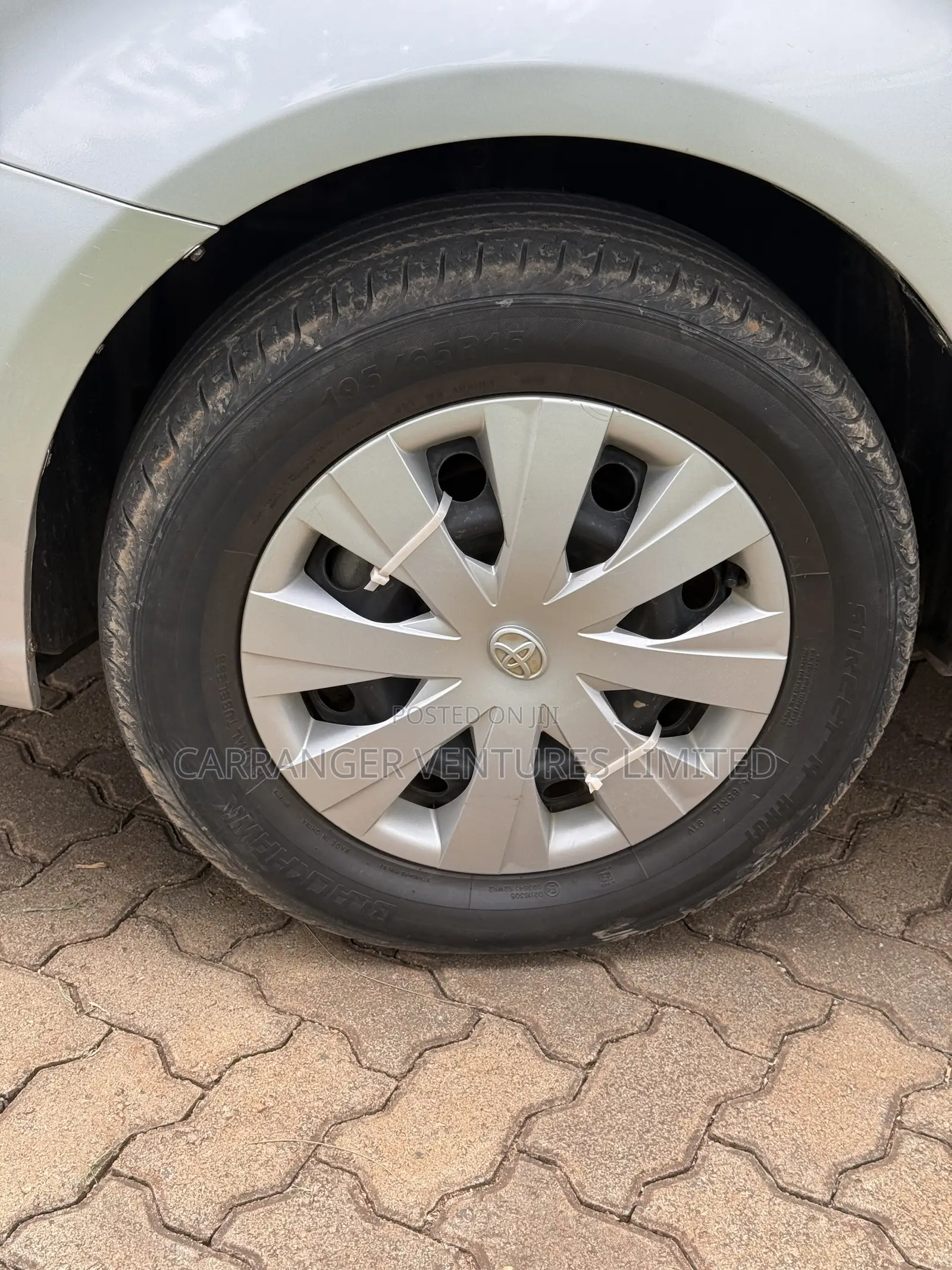 Toyota Axio 2014 Silver