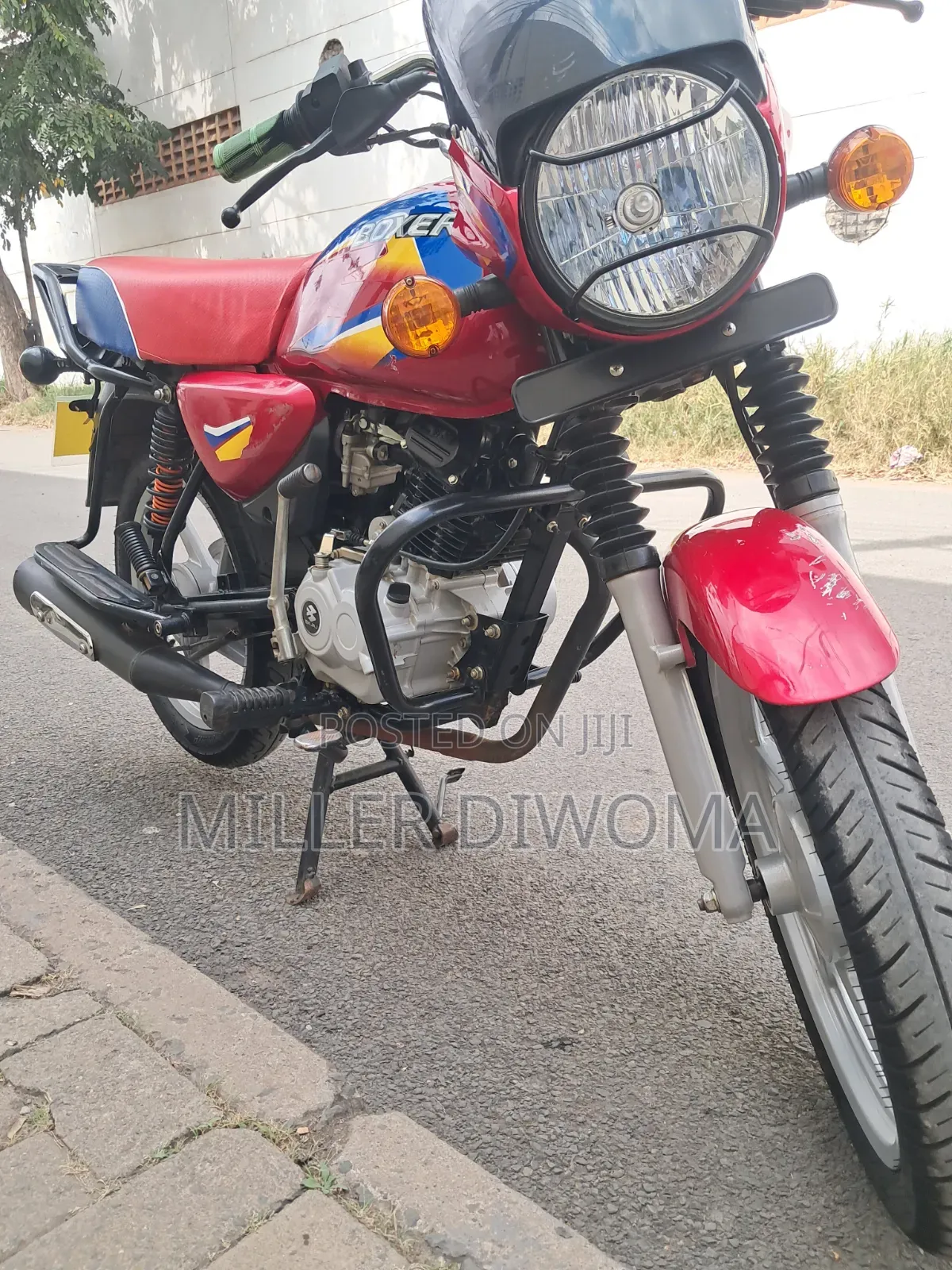 Bajaj Boxer 125 2025 Red