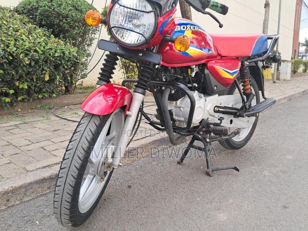 Bajaj Boxer 125 2025 Red - thumbnail 7