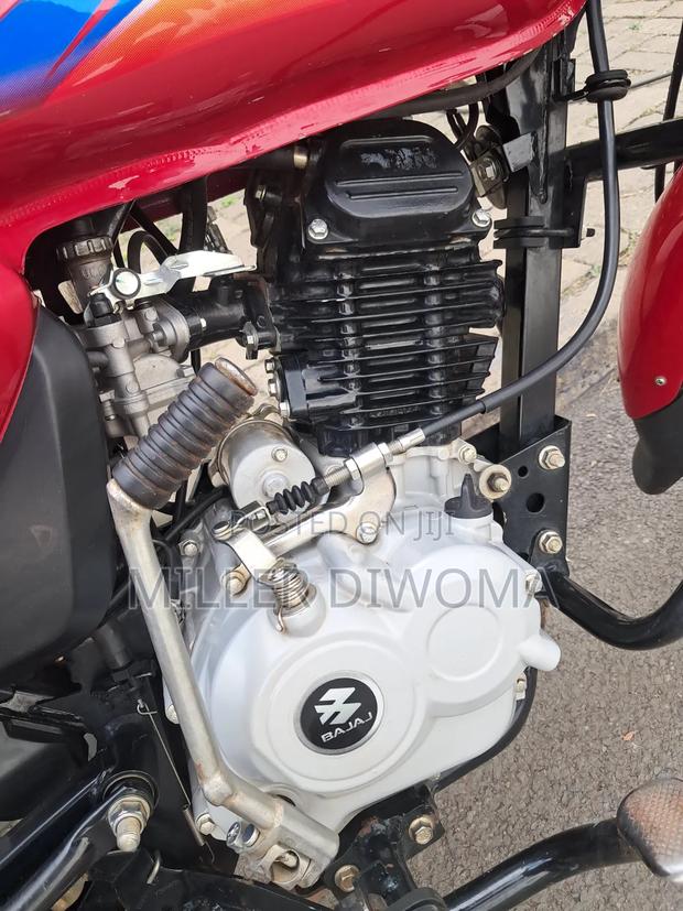 Bajaj Boxer 125 2025 Red - thumbnail 13