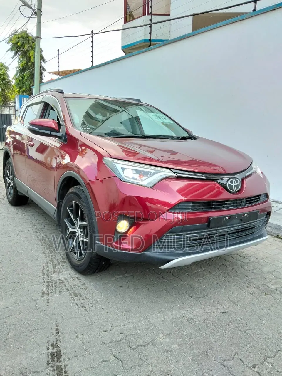 Toyota RAV4 2018 Red