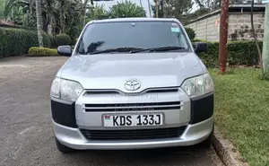 Toyota Succeed 2017 Silver