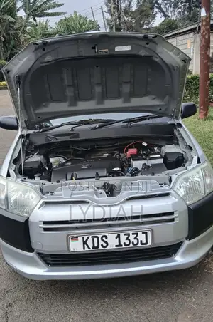 Toyota Succeed 2017 Silver