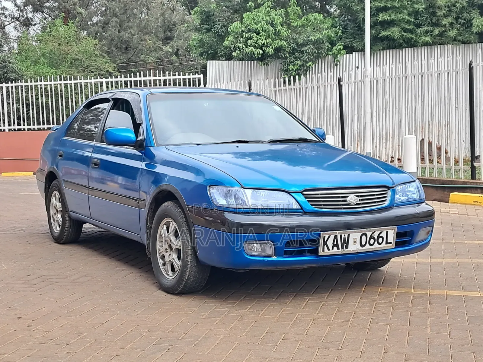 Toyota Corolla 1998 Blue
