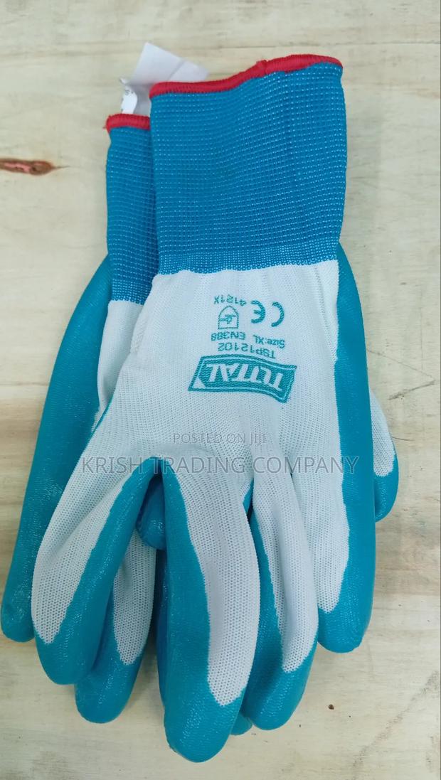 Xl Pair Nitrile Gloves