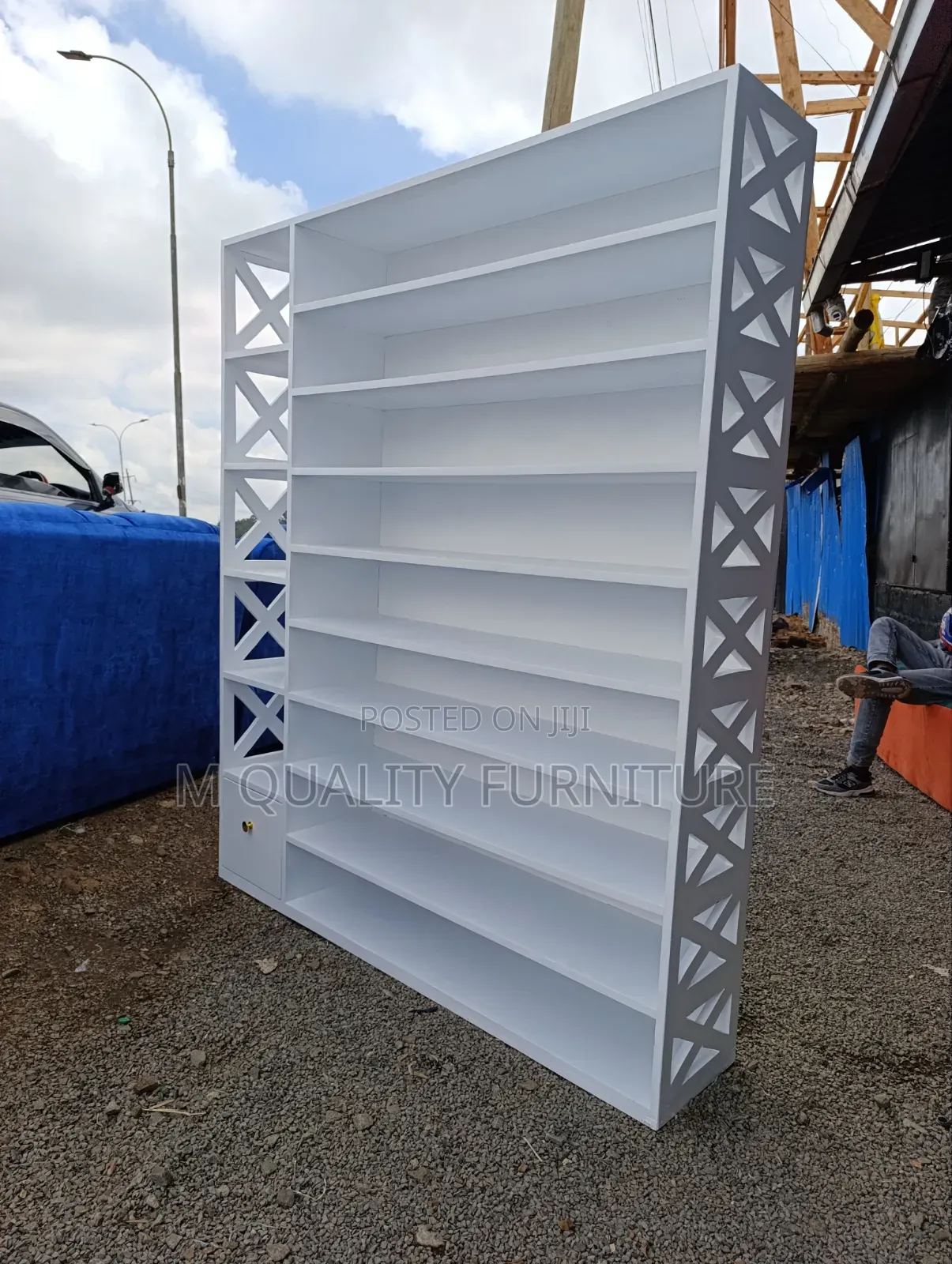 Executive White Shoe Rack