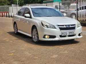 Subaru Legacy 2012 Pearl