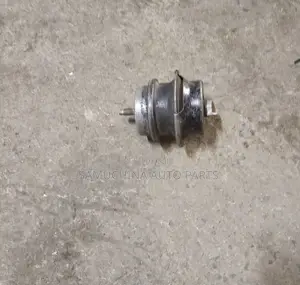 Engine Mounting Nissan Fuga